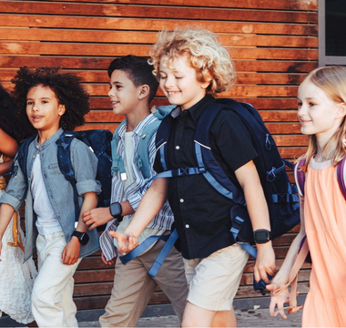 Why a Kids Smart Watch is the best thing to give your child before school
